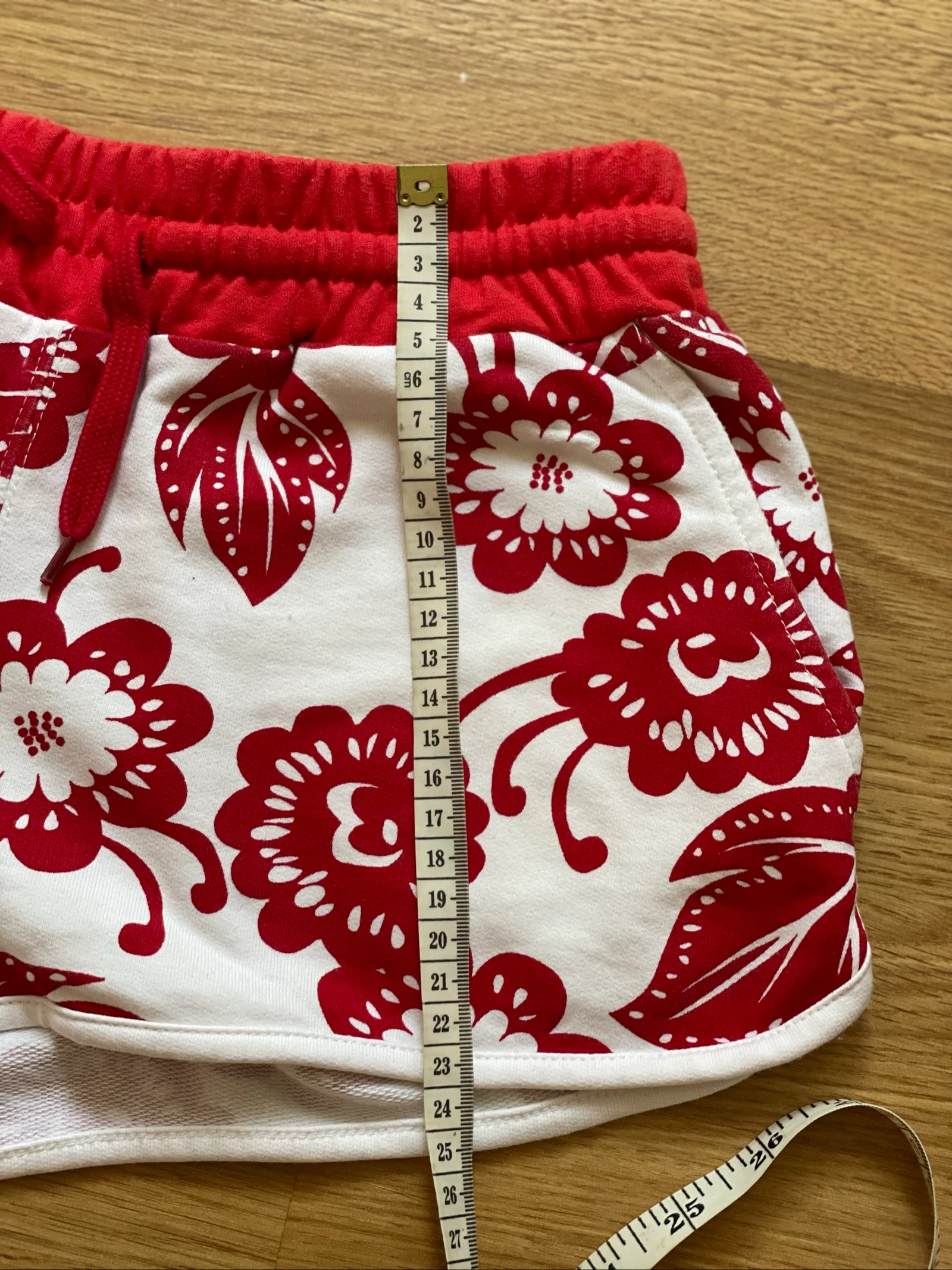 Witte en rode korte broek – photo 7